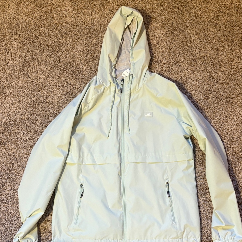 New Balance Women’s Jersey-Lined Lightweight Athletic Jacket – Size Large (NWT)